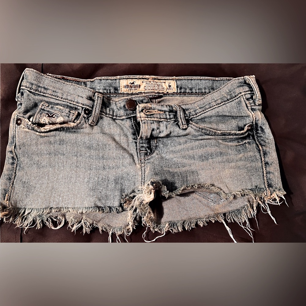 Hollister cut off jean shorts
